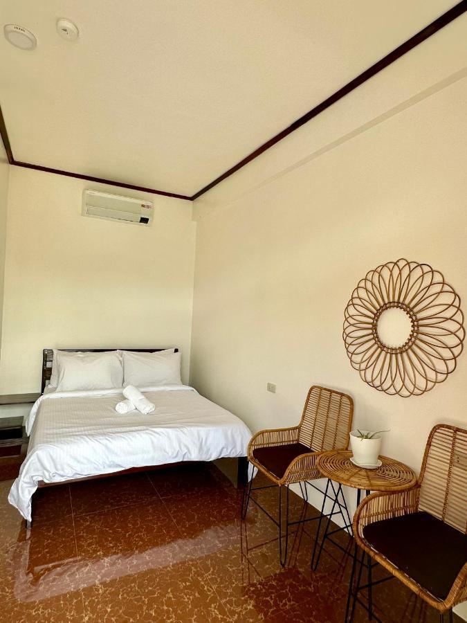 Haven Suites Siargao 卢纳将军城 外观 照片